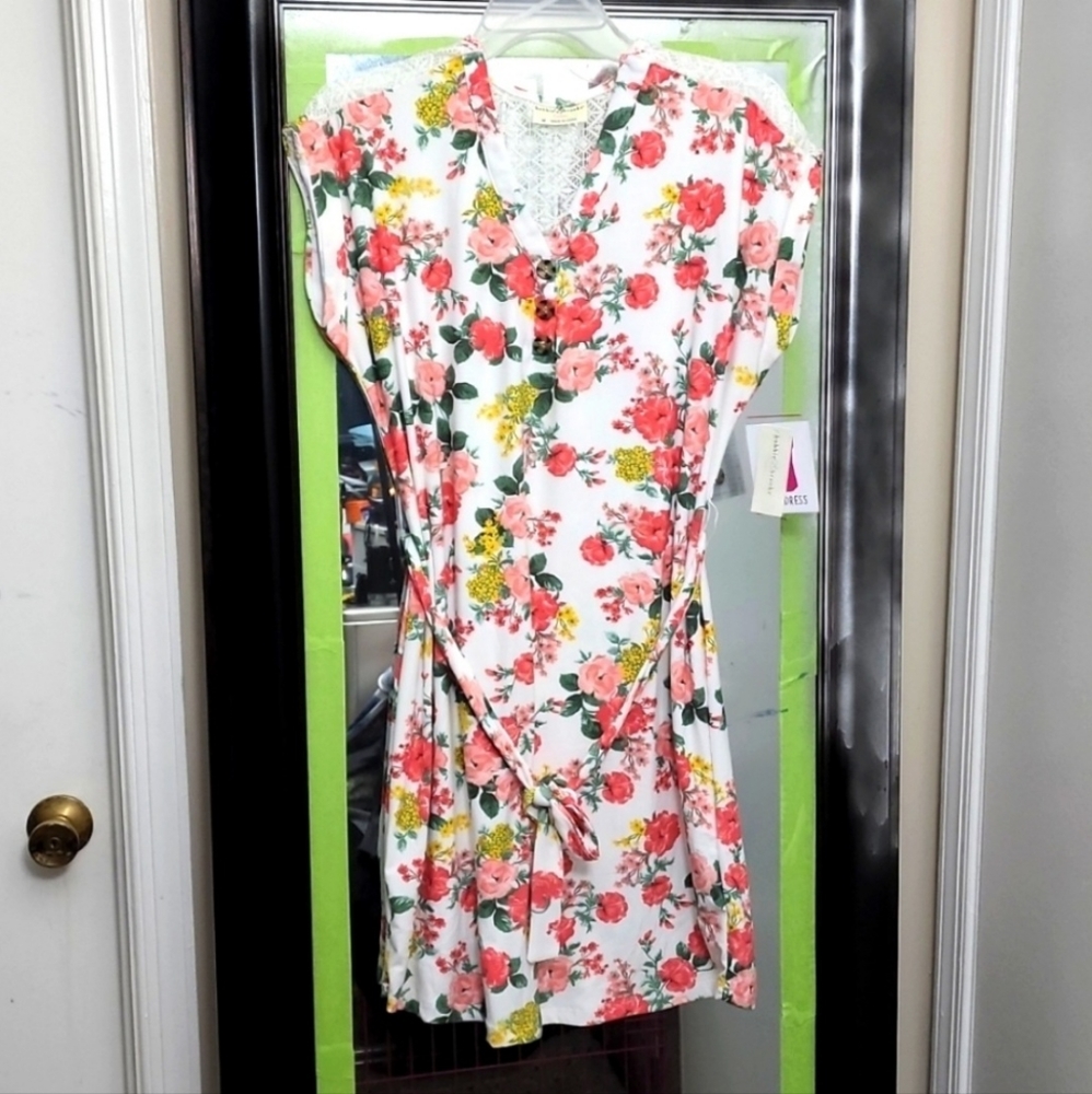 Womens White Lace and Floral Print dress - Picture 1 of 2